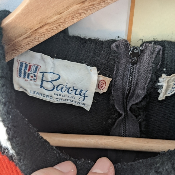 Sold - VINTAGE Apres Ski Sweater - Picture 3 of 4